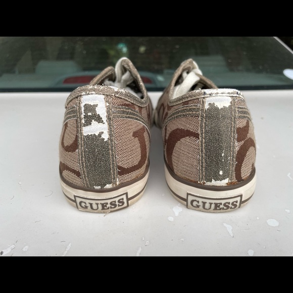 GUESS Brown logo sneakers Size 9 - Picture 10 of 12